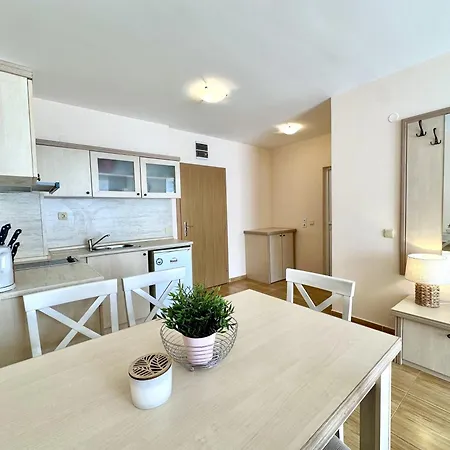 Apartment Paradise Dreams Menada *
